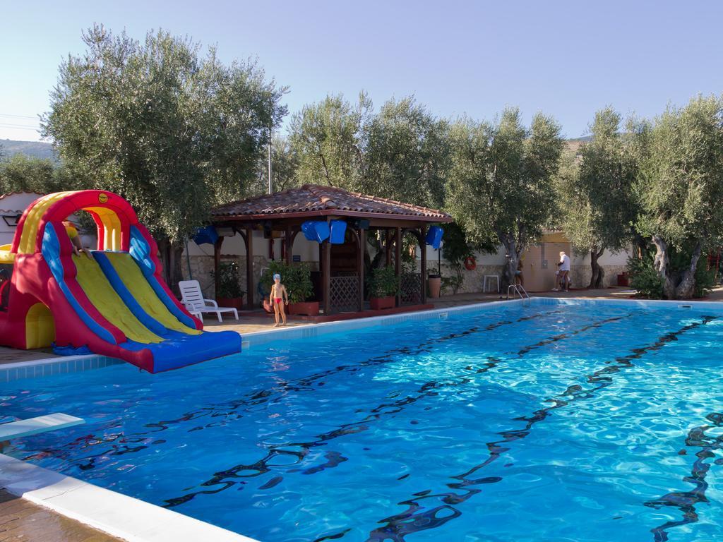 Camping Village Degli Ulivi Маттіната Екстер'єр фото