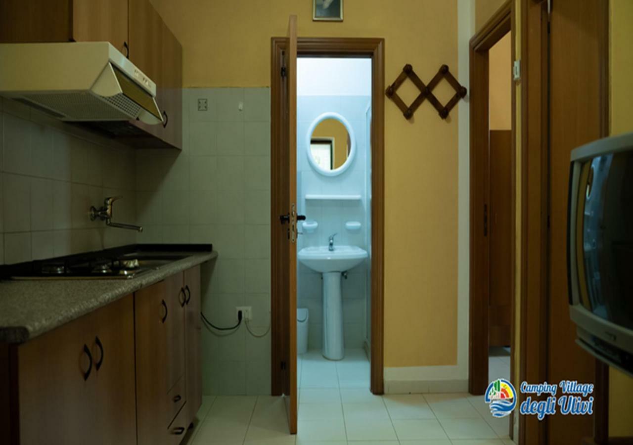 Camping Village Degli Ulivi Маттіната Екстер'єр фото