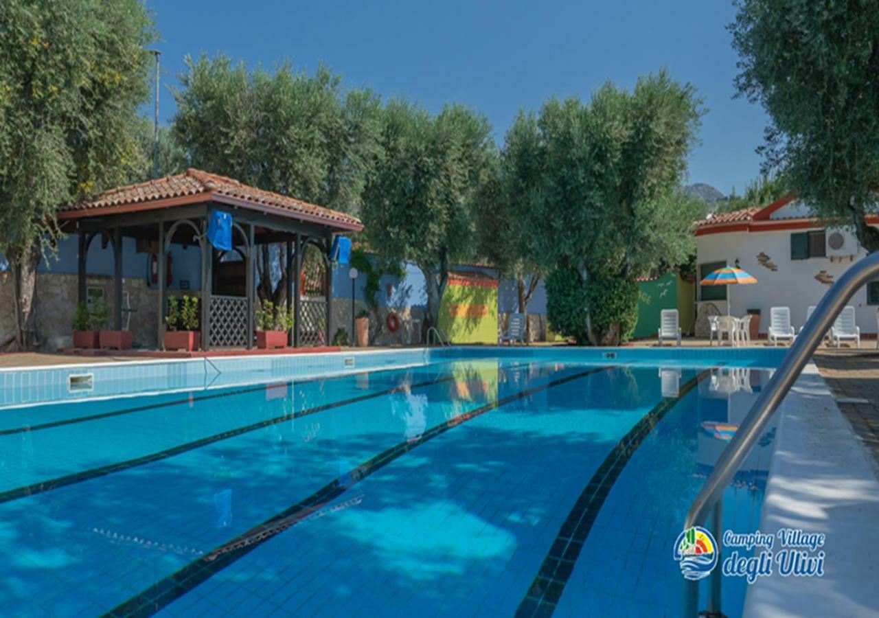 Camping Village Degli Ulivi Маттіната Екстер'єр фото