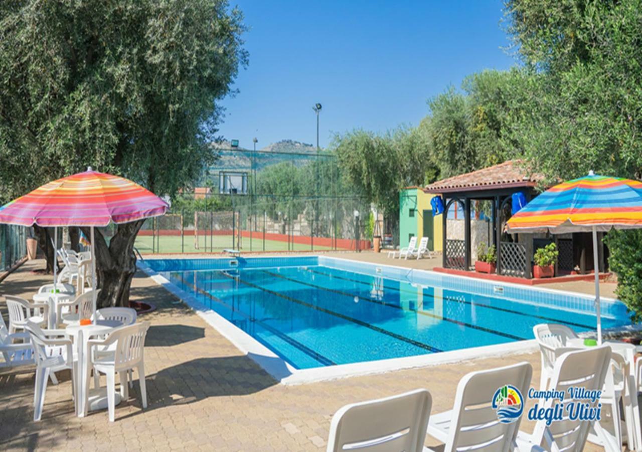 Camping Village Degli Ulivi Маттіната Екстер'єр фото